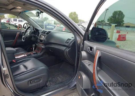 2013 Toyota Highlander Limited V6 z USA, uszkodzony, nr VIN 5TDDK3EH4DS216786